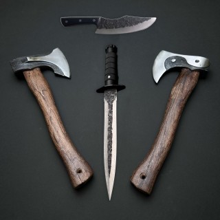 Set 4 piese Măcelărie Black Edition: 2x Toporisca Yin-Yang, cuțit înjunghiat doua taisuri, cuțit haiducesc fier forjat