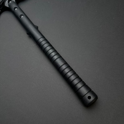 Toporisca tactica, 38 cm, otel, maner anti-alunecare, negru FeroCut