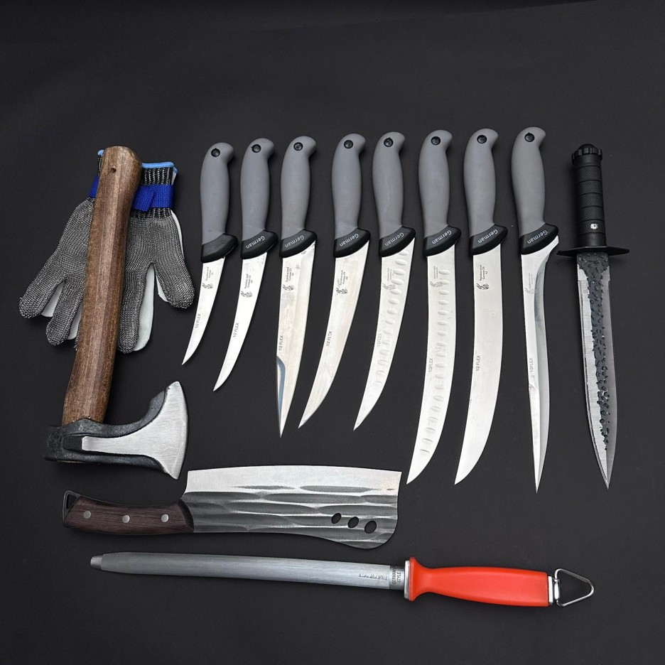 Set macelarie maner silicon SLNG 13 piese, Toporisca 34cm, Satar 33cm, Cutit fier forjat i9FF si 8 cutite otel inox + Pila ascutit si Manusa, gri