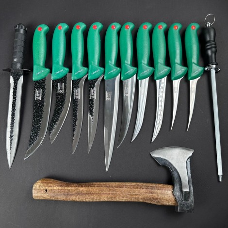 Set macelarie 13 piese, Toporisca, 5 cutite fier forjat, 6 cutite inox + pila ascutit, verde NOU MPVE Set macelarie 13 piese, Toporisca, 5 cutite fier forjat, 6 cutite inox + pila ascutit, verde NOU MPVE