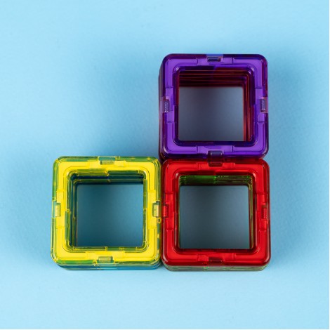 Set inteligent de constructie magnetic, 44 piese multicolore, posibilitati nelimitate